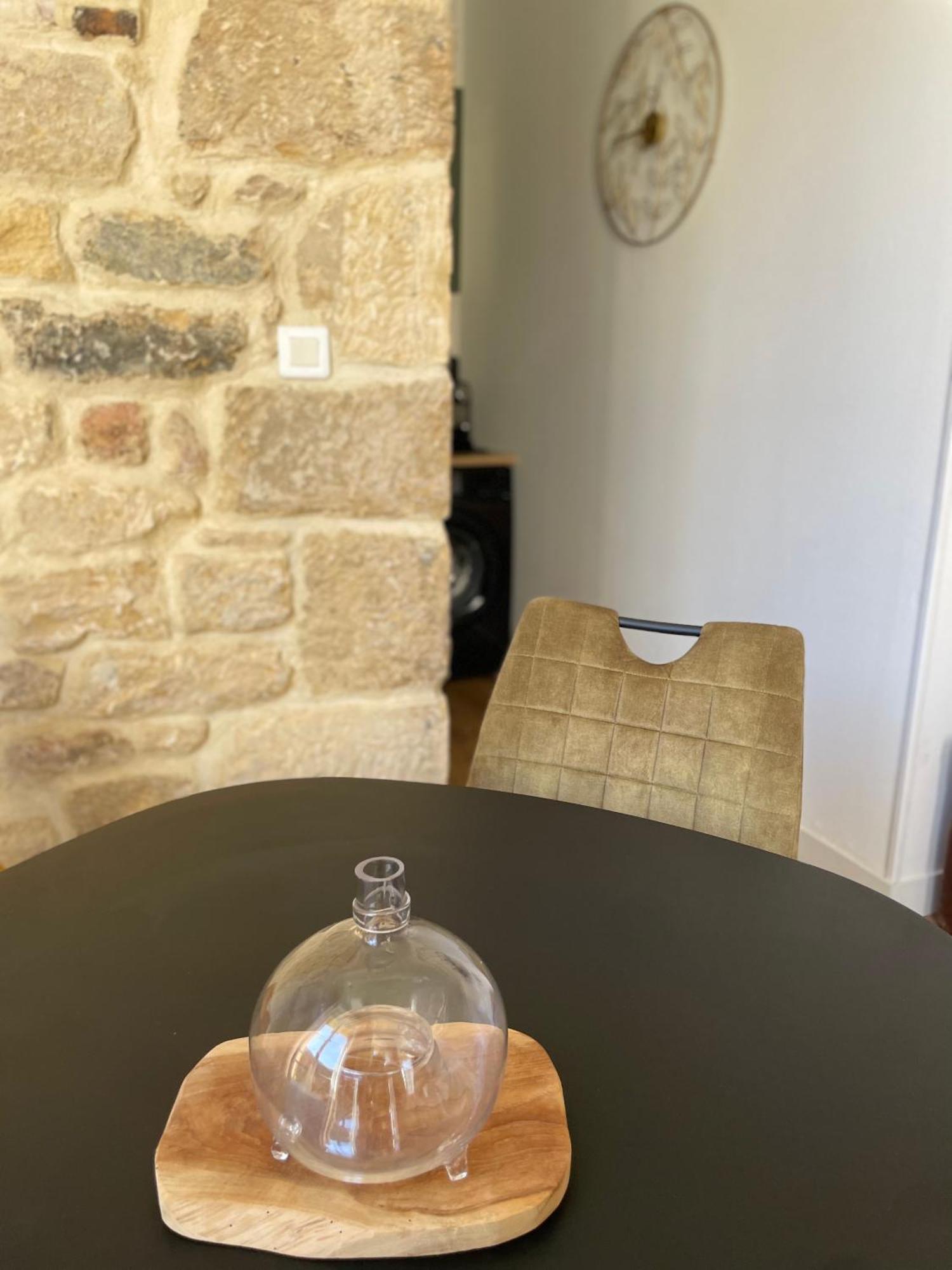 Au Coeur Du Centre Historique De Sarlat Apartment Luaran gambar